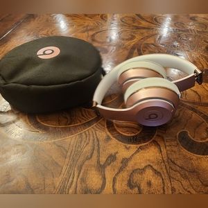 Beats solo 3 rose gold headphones